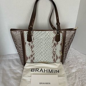Beautiful Brahmin Bag NEW!